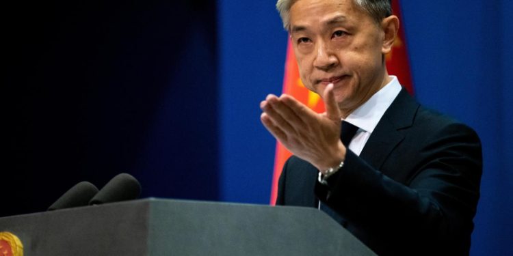 Cina contro Nato: “Ha scombussolato l’Europa, no a nuova guerra fredda”