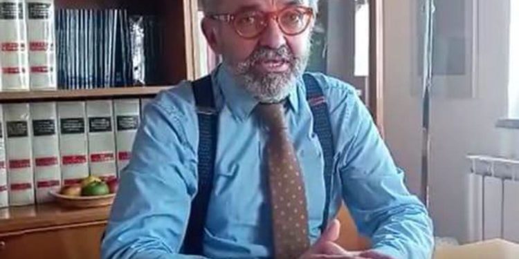 Mostro di Firenze, avvocato familiari vittime: “Togliete indagine a Procura”