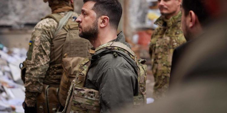 Zelensky: “32mila russi morti in Ucraina, ma per cosa?”