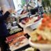 Da batteri a tossinfezioni, quando buffet e aperitivi diventano un incubo