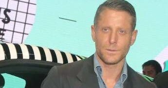 Lapo Elkann trasloca in Svizzera: “Lucerna meglio di New York”