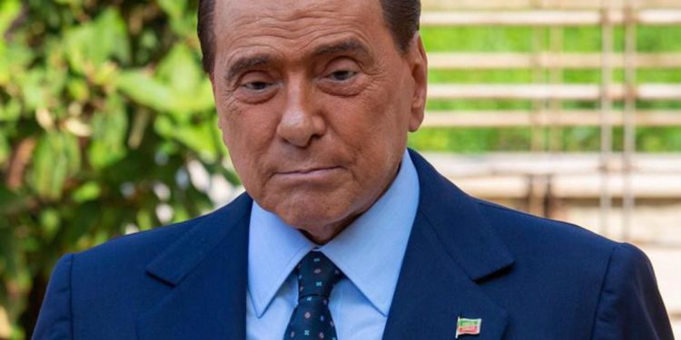Elezioni politiche 2022, Berlusconi: “Pensioni più alte in programma Forza Italia”