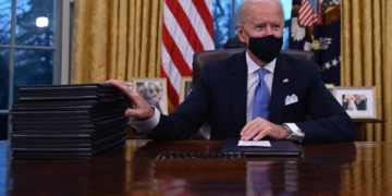 Biden negativo al Covid: “Rientrato nell’Ufficio ovale, grazie a tutti”