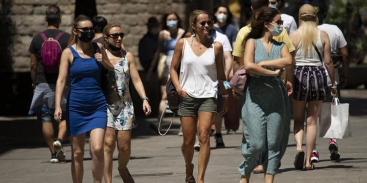 Covid oggi Lazio, 4.777 casi e 3 morti: a Roma 2.265 contagi