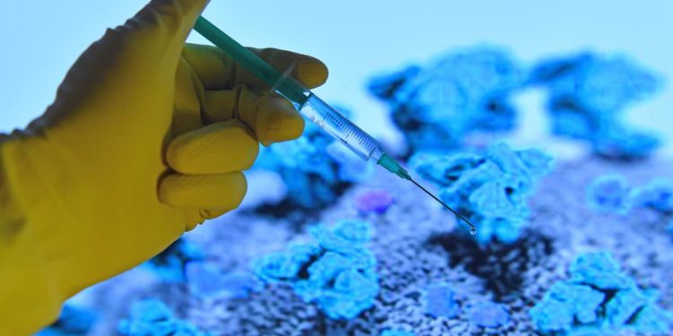 Vaccino covid e mestruazioni, maxi studio: 40% riporta alterazioni