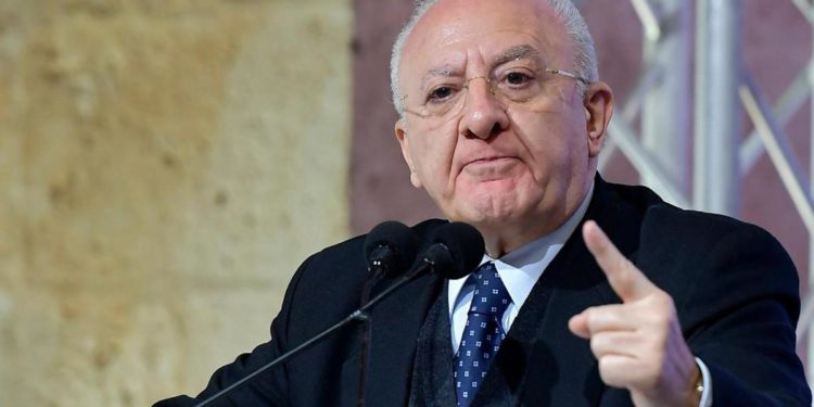 Covid, De Luca: “Ministero della Salute è virtuale”