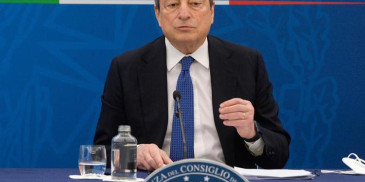 “Maggiori risorse a famiglie e imprese”, Cdm approva relazione Draghi-Franco