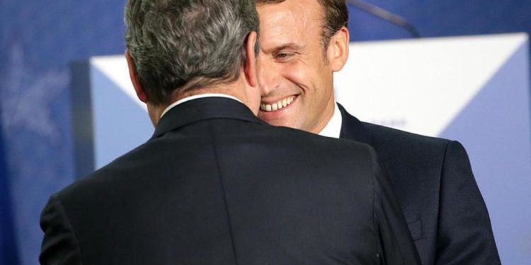 Crisi governo, Macron: “Lavoro Draghi base solida per futuro Italia”