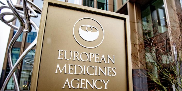 Vaccini covid, Ema: “Al lavoro per ok a settembre per quelli aggiornati”