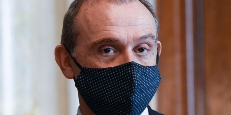 Crisi governo, Licheri a Draghi: “Paese rischia, serve cambio passo”