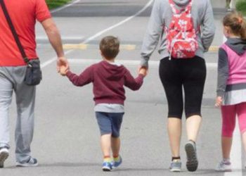 Congedi paternità e maternità, giorni e retribuzione: cosa c’è da sapere