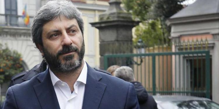 Covid, Fico positivo: annullati appuntamenti