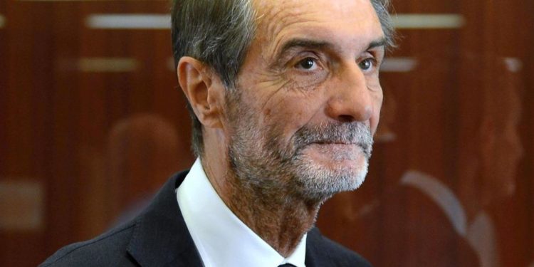Fontana: “Elezioni? Non cambio programmi, mi ricandido in Lombardia”