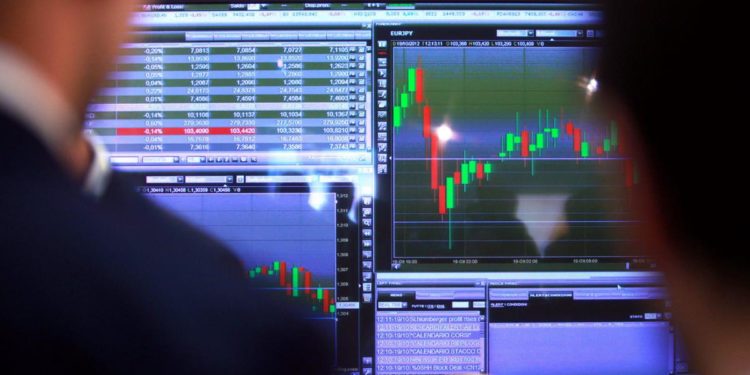 Mercato pessimista su crisi governo, spread verso quota 300 punti