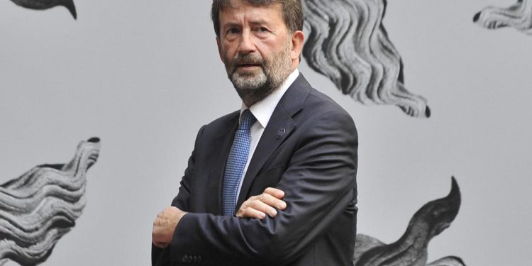 Governo, Franceschini: “Se M5S si sfila stop alleanza per 2023”