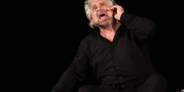 Beppe Grillo pensa al ritorno a teatro