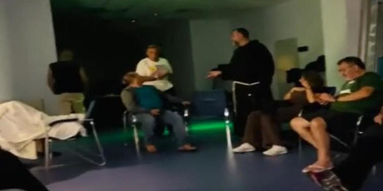 Ucraina, 60 italiani bloccati in rifugio a Kiev – Video