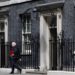 Johnson sempre più solo a Downing Street, governo perde altri pezzi