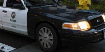 Usa, polizia spara e uccide 23enne afroamericano in California