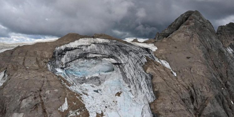 Crollo Marmolada, riprese ricerche con droni