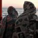 Migranti in attesa su Geo Barents, in 69 “sotto choc e con ustioni”
