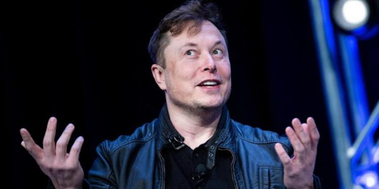 Elon Musk contro i media, sono macchine in cerca di click