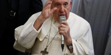 Papa: “Draghi leader di alta qualità internazionale”
