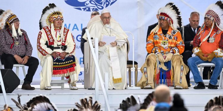 Papa in Canada: “Qui per implorare perdono e riconciliazione”