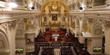 Papa alla Chiesa canadese: “Mai più abusi”