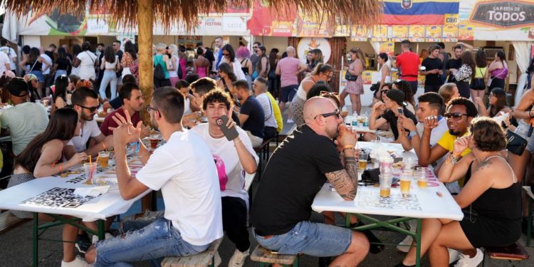 Covid oggi Italia, 107.122 contagi e 105 morti: bollettino 14 luglio