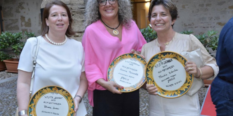 Covid, Premio ‘A tutta donna’ a tre primarie