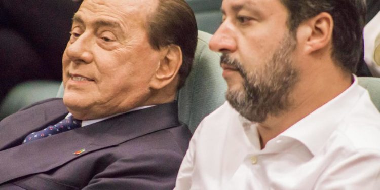 Governo, telefonata Salvini-Berlusconi: “Piena sintonia”