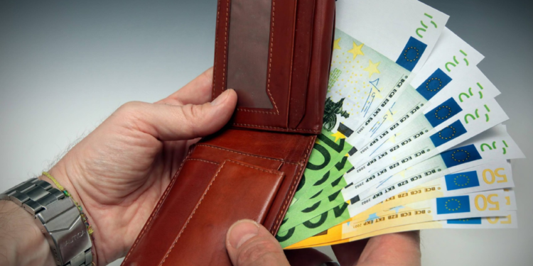 Le regole ‘salva conto corrente’, L’Osservatorio Flowe su Italiani e Soldi