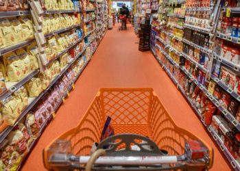 Inflazione accelera a giugno: +8% in un anno, mai così dal 1986