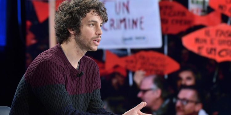 “Coltiva marijuana”, esposto deputato FdI contro Mattia Santori