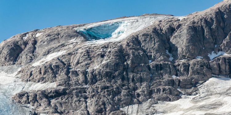 Valanga sulla Marmolada, “frana scesa a 300 km orari”