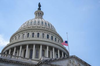 Usa, rientrato allarme al Senato: nessun uomo armato