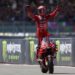 MotoGP, Bagnaia trionfa a Silverstone: Vinales secondo