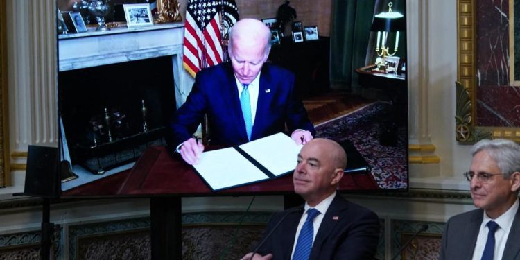 Aborto Usa, Biden: “Difenderemo diritto di scelta delle donne”