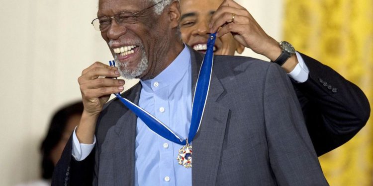 Bill Russell, Nba ritira maglia numero 6: nessun giocatore potrà più indossarla