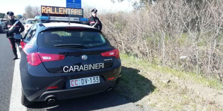 Incidente sull’A1, scontro tra tir e auto: 3 morti