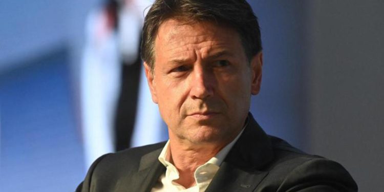 Elezioni 2022, Conte: “Confronto tv tutti leader, no accordi Letta-Meloni”