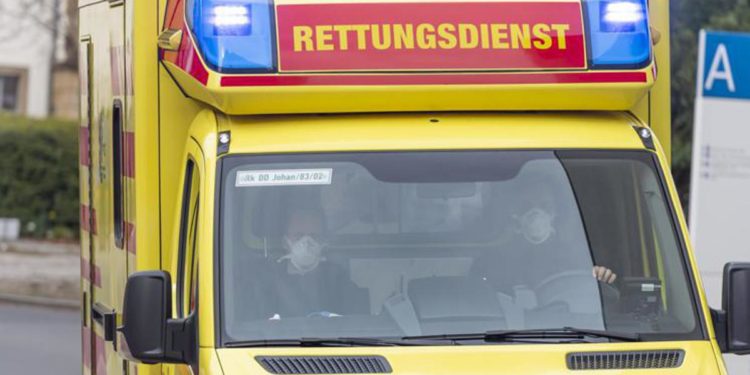 Germania, bimba di Napoli muore schiacciata da statua albergo