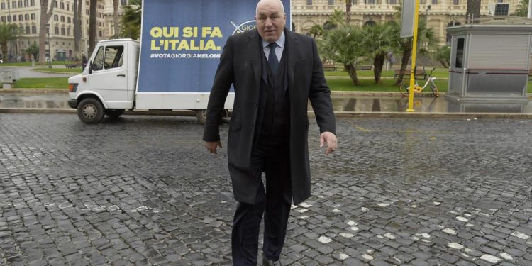 Crosetto-Bonini, botta e risposta al Tg1