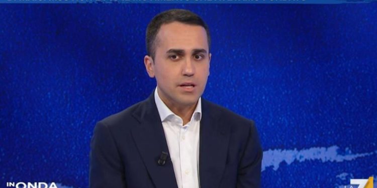 Di Maio risponde a Di Battista: “E’ del partito dei bulletti”