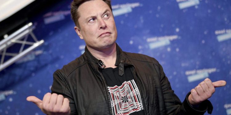 Elon Musk: “Compro il Manchester United”. Ma poi smentisce