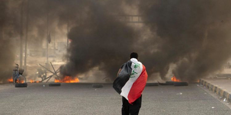 Iraq, scontri a Baghdad: decine i morti, centinaia i feriti