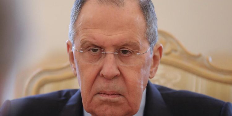 Taiwan, Lavrov: “Usa fanno quello che vogliono, come in Ucraina”