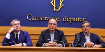 Elezioni 2022, accordo Letta-Calenda: compromesso su collegi e programma ‘draghiano’