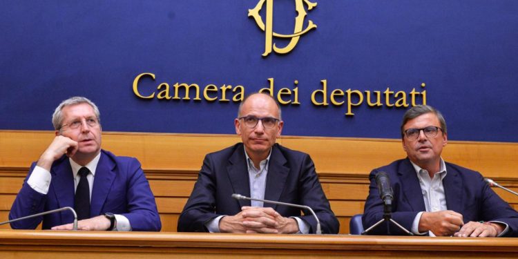 Elezioni 2022, accordo Letta-Calenda: compromesso su collegi e programma ‘draghiano’